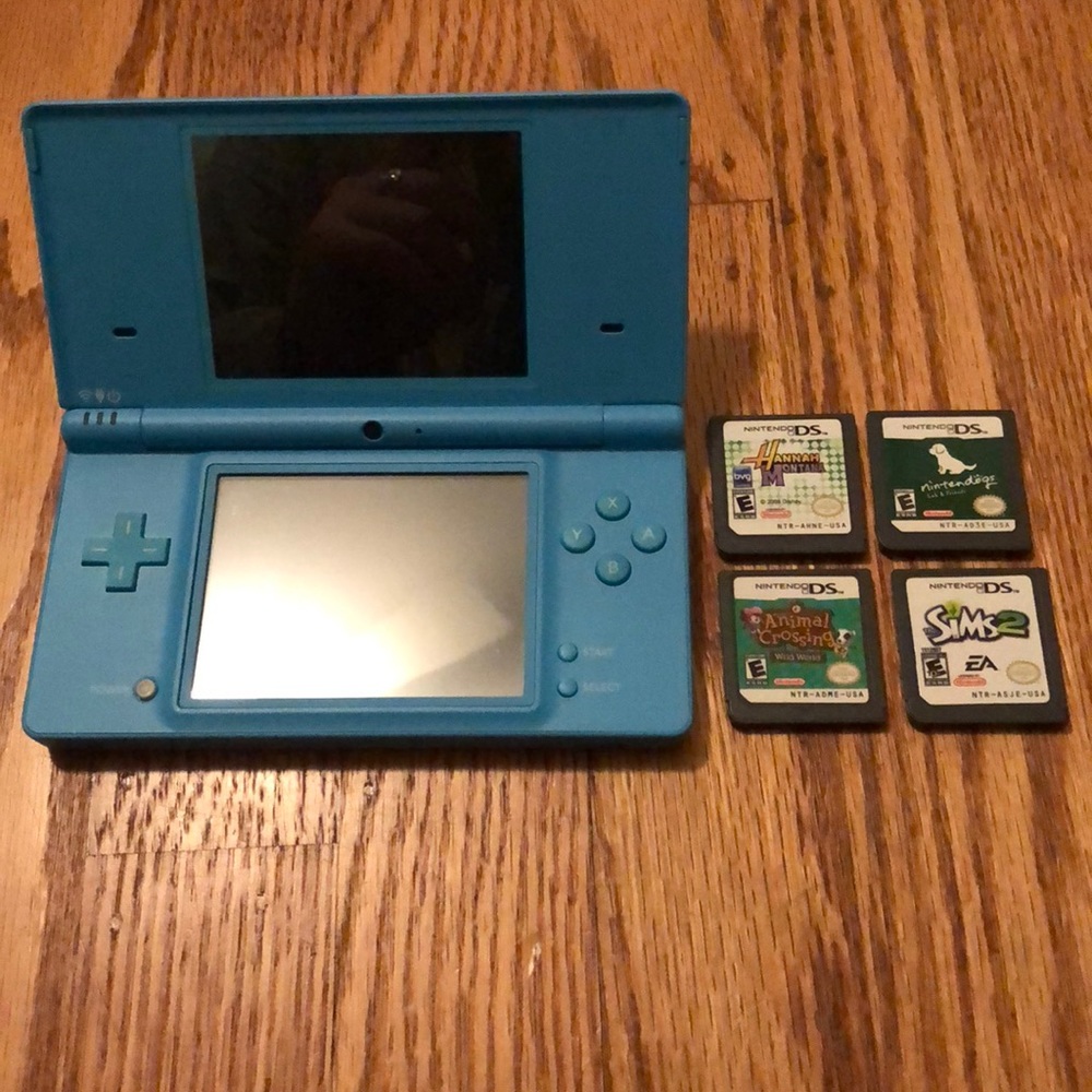 Nintendo DS with Charger and 4 Games